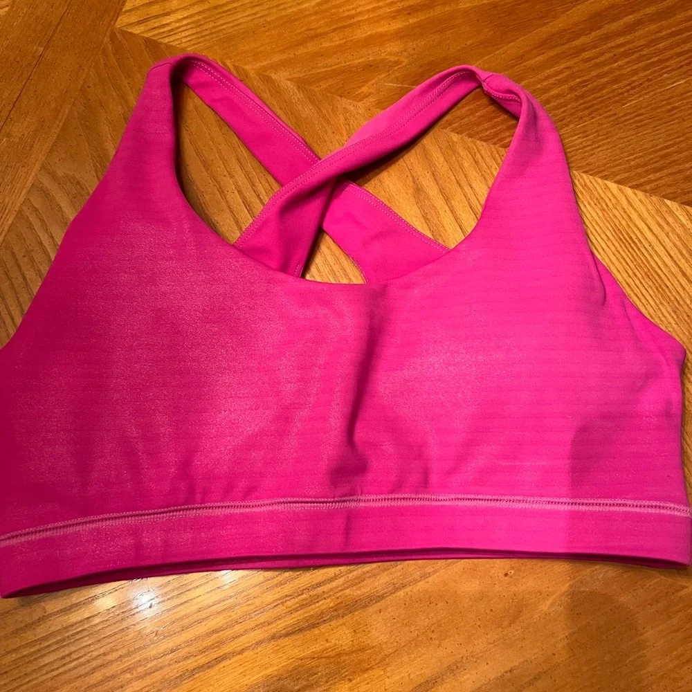 IVL Collective leggings and sports bra - Picture 3 of 5